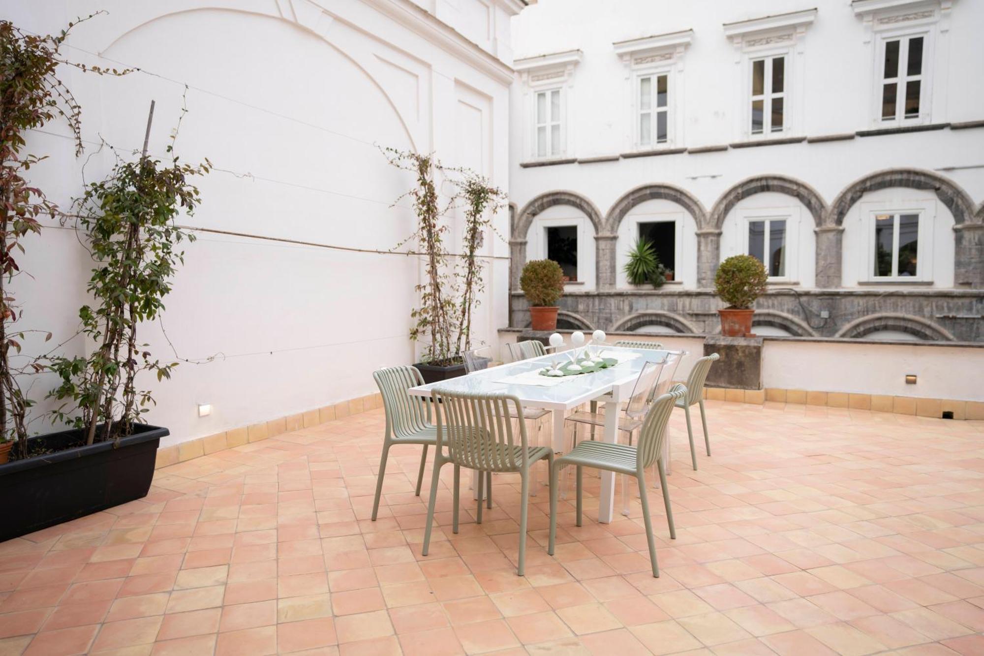Palazzo Carafa Santangelo Bed & Breakfast